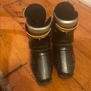 Heierling ski boots for kids size 18